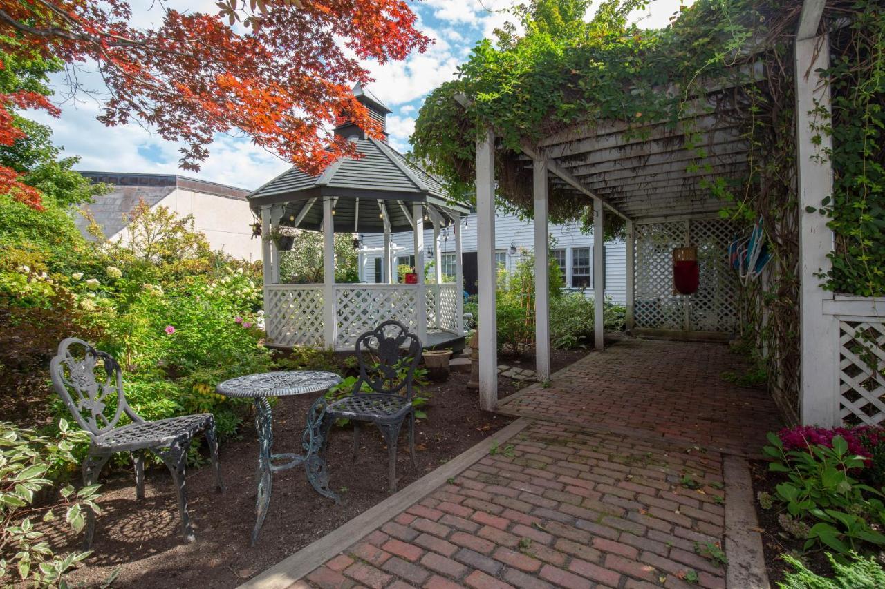 Clark Currier Inn Newburyport Exterior photo